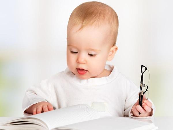 【新媽課】預(yù)防寶貝近視，你需要這么做