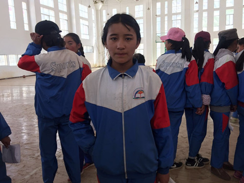 【明眸格?；ā客谙x草眼疾多 關(guān)愛索縣兒童義診進(jìn)行時(shí)