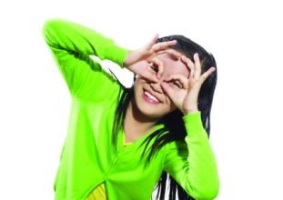 視網(wǎng)膜脫落，高度近視小心“惹麻煩”