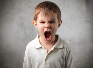 脾氣火爆？當心玻璃體出血！