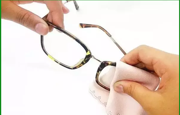 近視不能做的四件事，肯定都做過！