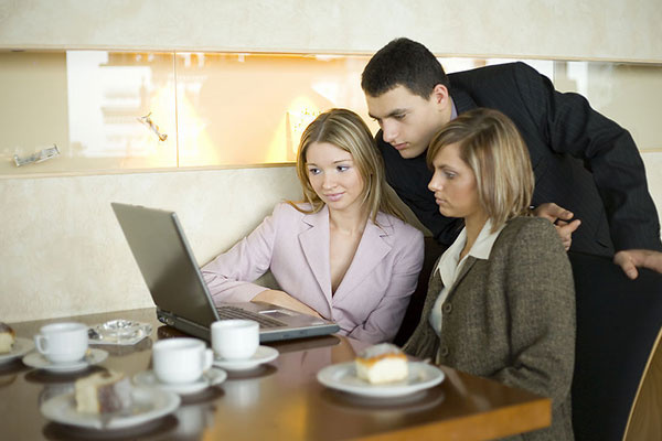 電腦控們，眼疲勞該咋辦？