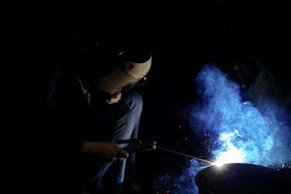 6類(lèi)“光”或成為你身邊的視力殺手！