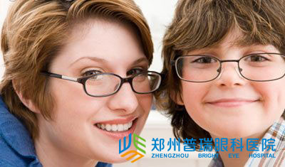 高度近視遺傳嗎？做手術(shù)安心嗎？