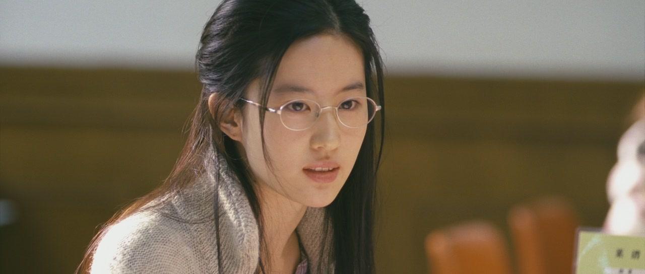 誰(shuí)說(shuō)明星不近視？戴眼鏡的他們你認(rèn)識(shí)幾個(gè)？