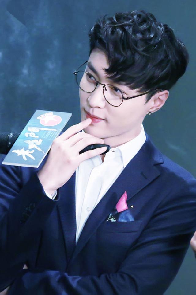 張藝興鹿晗吳亦凡，這樣的他們你一定沒看過！