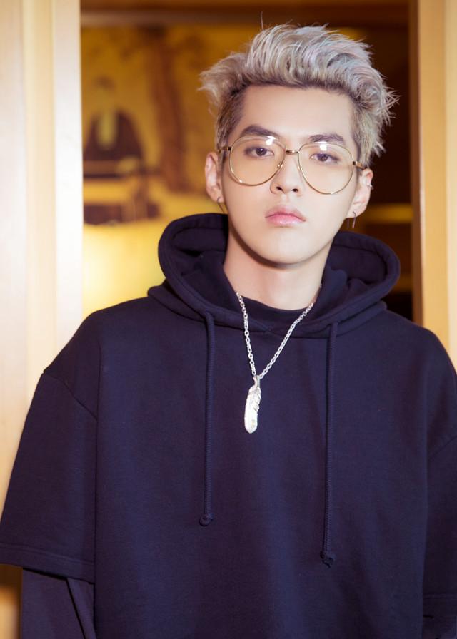 張藝興鹿晗吳亦凡，這樣的他們你一定沒看過！