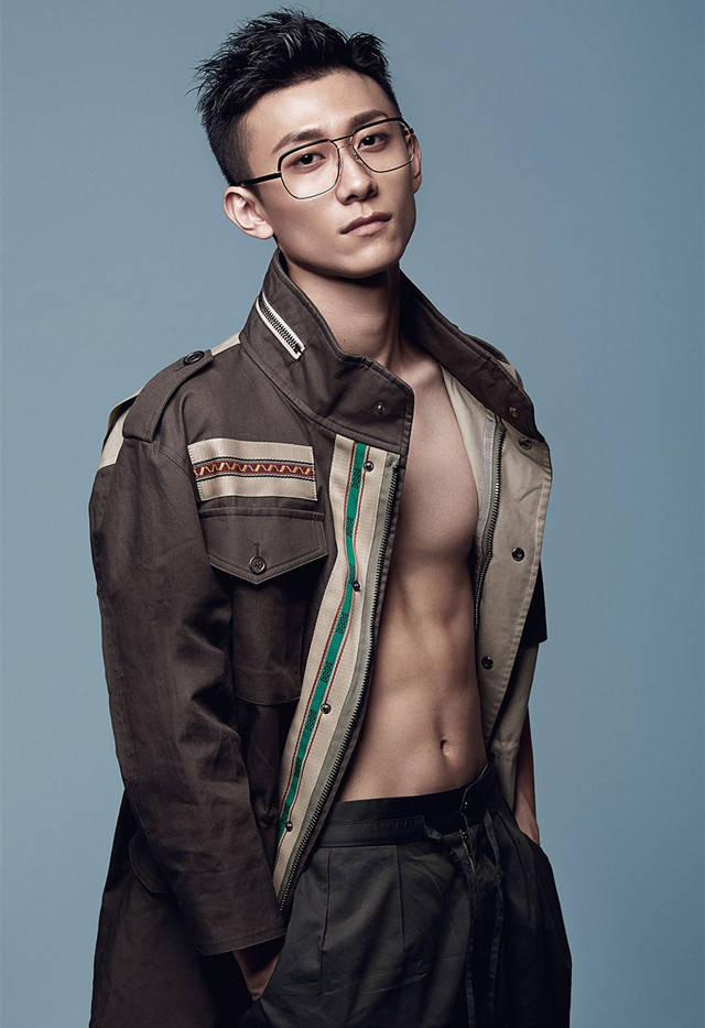 送你7款戴眼鏡但帥爆的“禁欲系”小鮮肉！