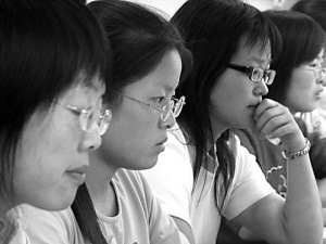 征服世界之前，請(qǐng)先拯救你的近視...