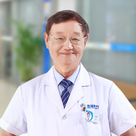 角膜塑形鏡元旦大放“價(jià)”，  控制近視度數(shù)增長(zhǎng)就選TA