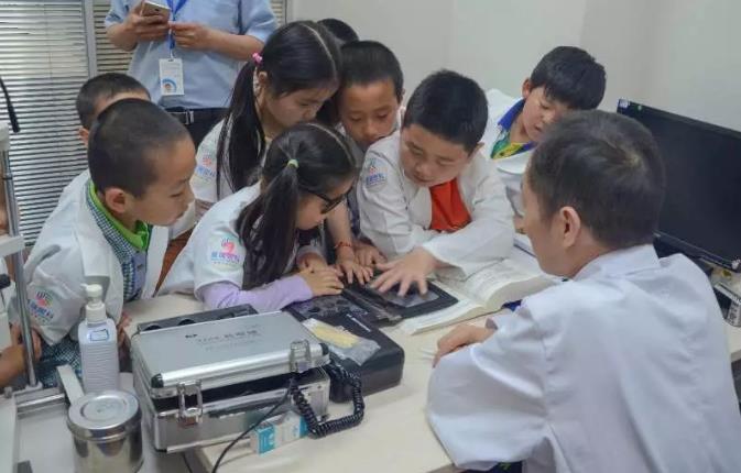 第24個(gè)全國(guó)愛(ài)眼日，普瑞眼科為“光明的未來(lái)”而努力