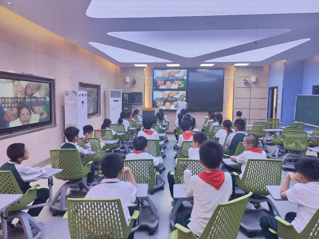 開(kāi)展愛(ài)眼科普進(jìn)校園活動(dòng)，共筑青少年眼健康防護(hù)墻！